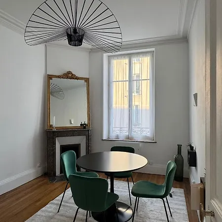 La De La Pépinière Nancy