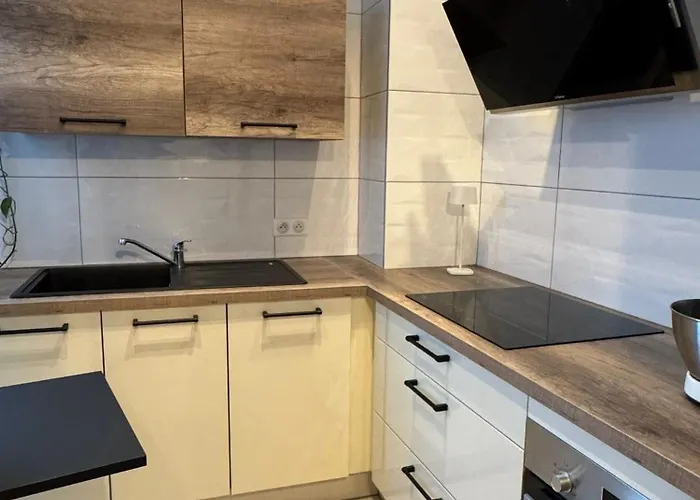 La De La Pépinière *