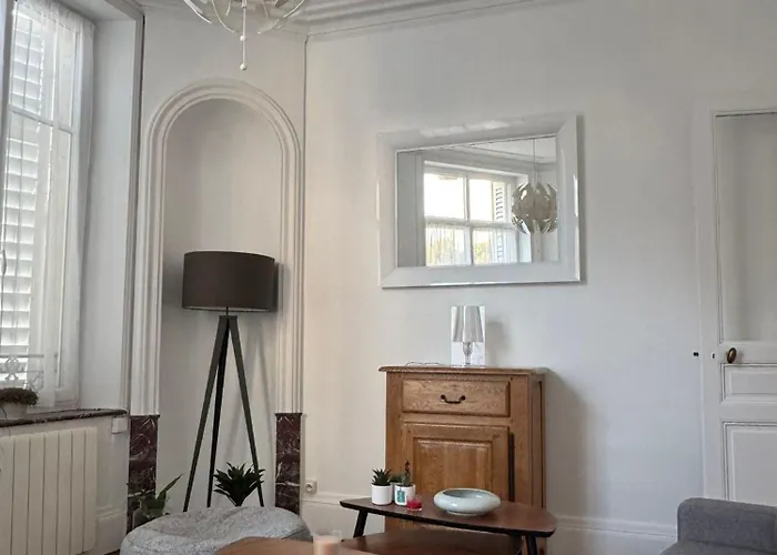 La De La Pépinière Appartement *